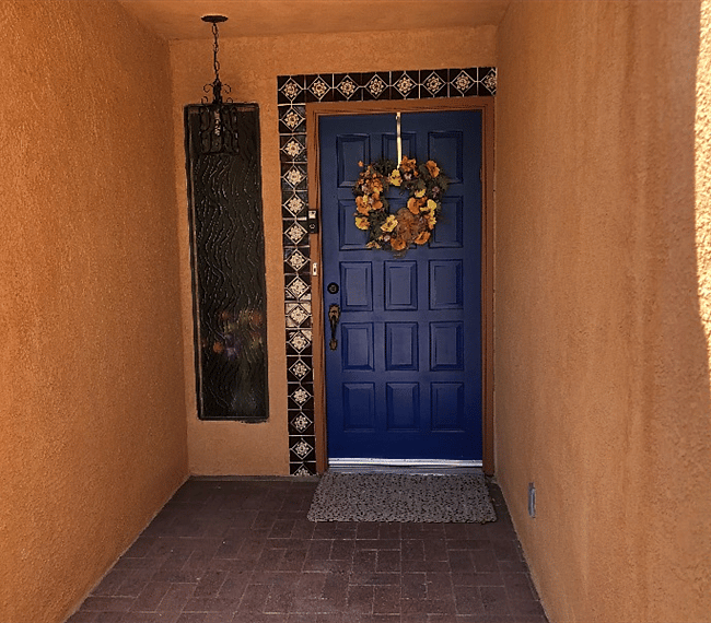 Welcome to Serene and Secure
Open the front door of your private entrance and see your beautiful and comfortable home during your stay in Albuquerque.