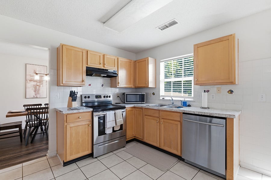 Furnished Finder property 295934_1 photo 10