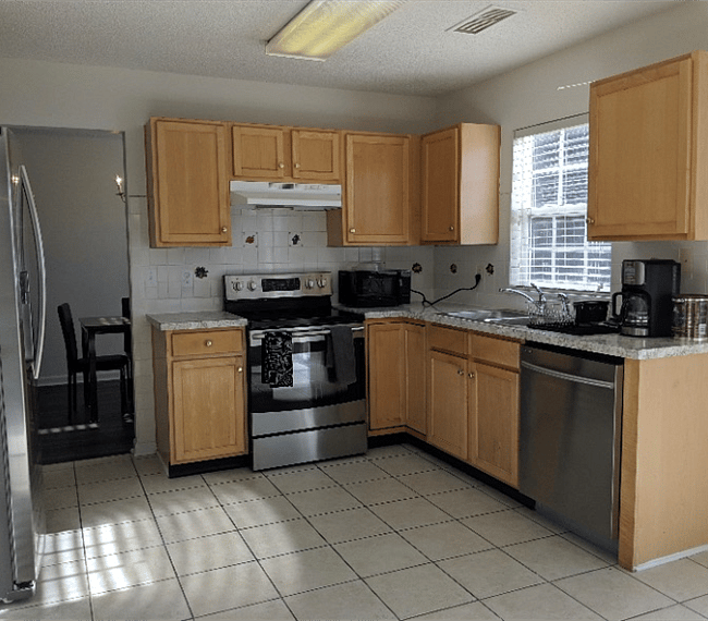 Furnished Finder property 295934_1 photo 3