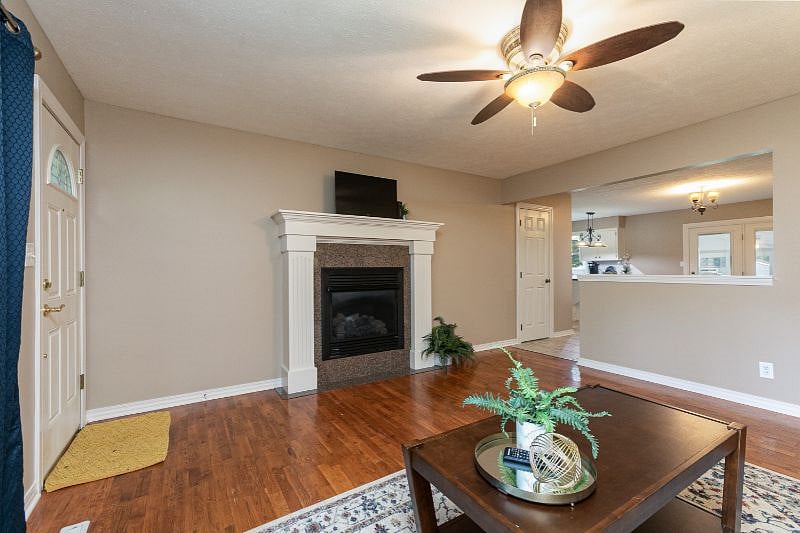 Furnished Finder property 296057_1 photo 3