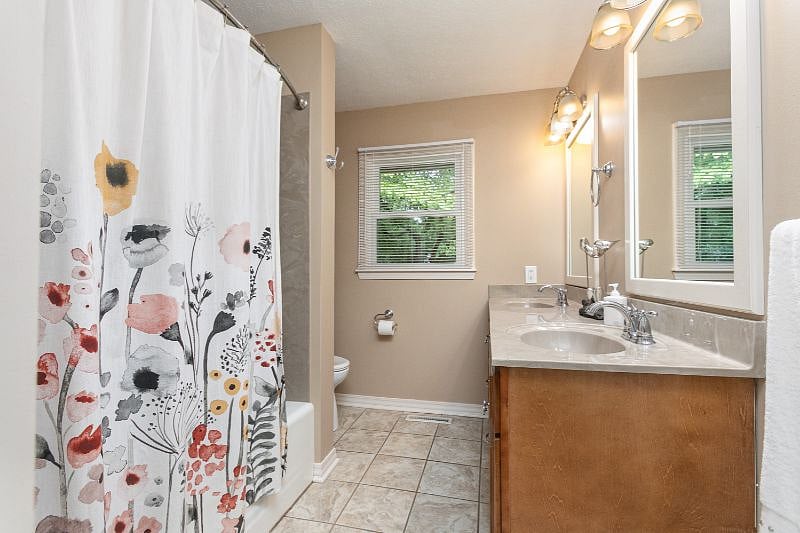 Furnished Finder property 296057_1 photo 14