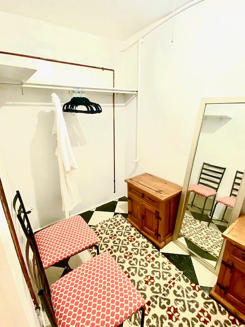 Furnished Finder property 296109_3 photo 5