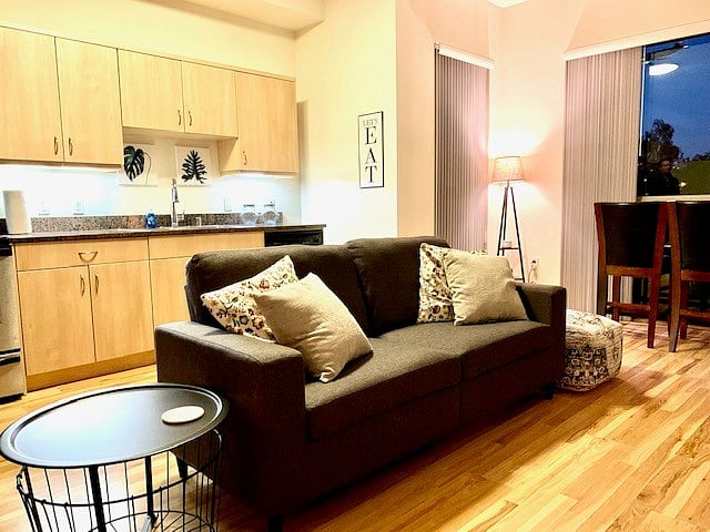 Furnished Finder property 296316_13 photo 6