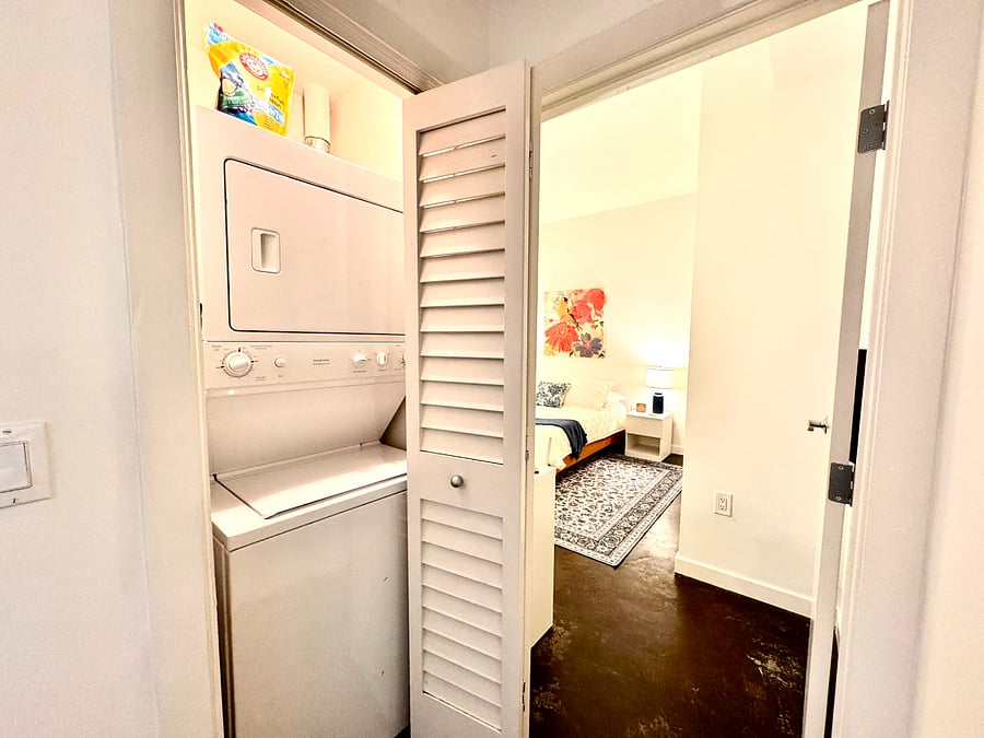 Furnished Finder property 296316_19 photo 33