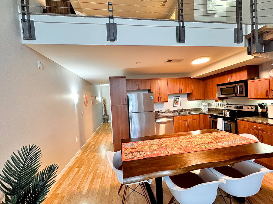 Furnished Finder property 296316_21 photo 6