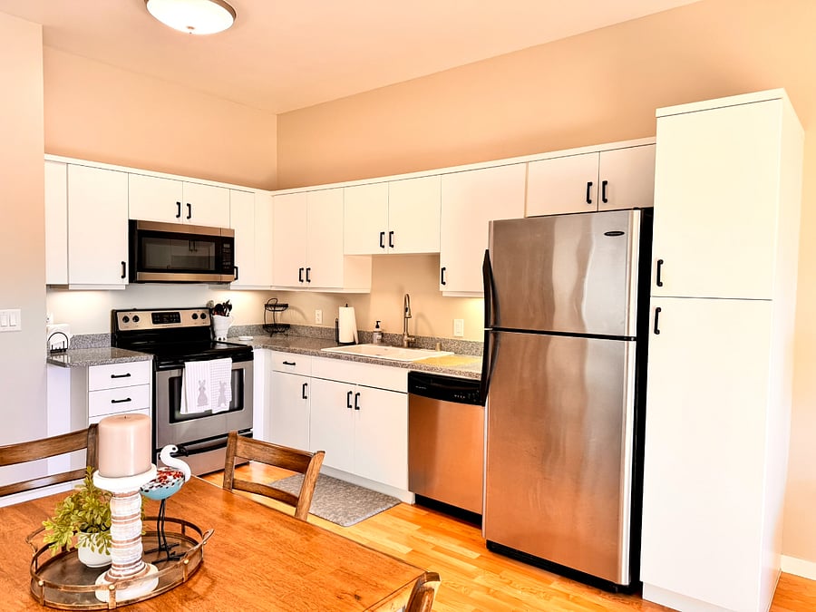 Furnished Finder property 296316_23 photo 6