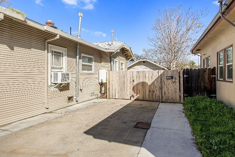 Furnished Finder property 296371_1 photo 16