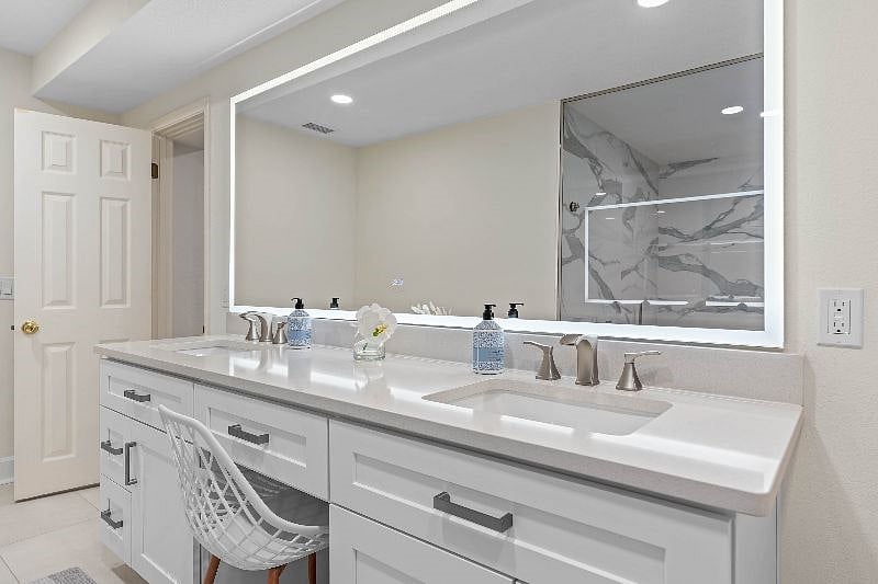 Master bathroom double sink vanity.