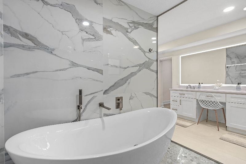 Beautiful BRAND NEW master bathroom. LED Mirror, large soaking tub, fully enclosed spa with 2 shower heads.