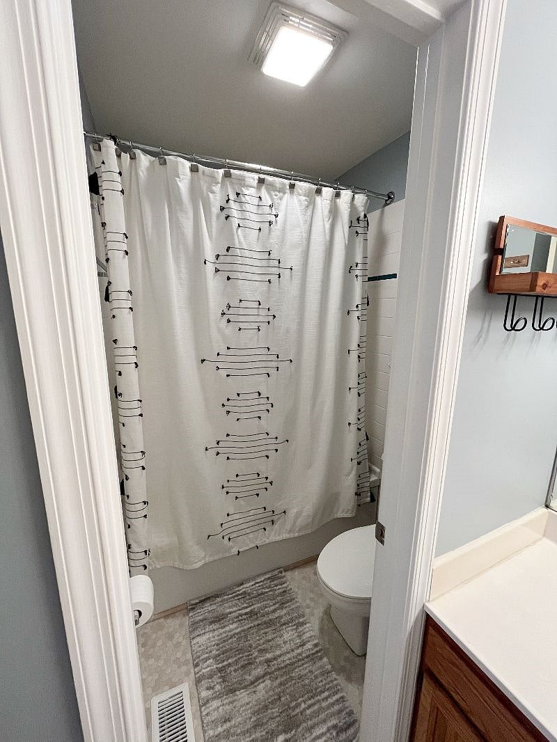 Full bathroom