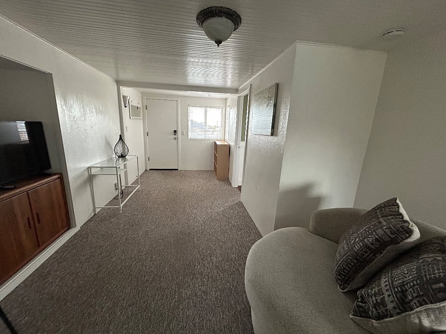 Furnished Finder property 296630_1 photo 3