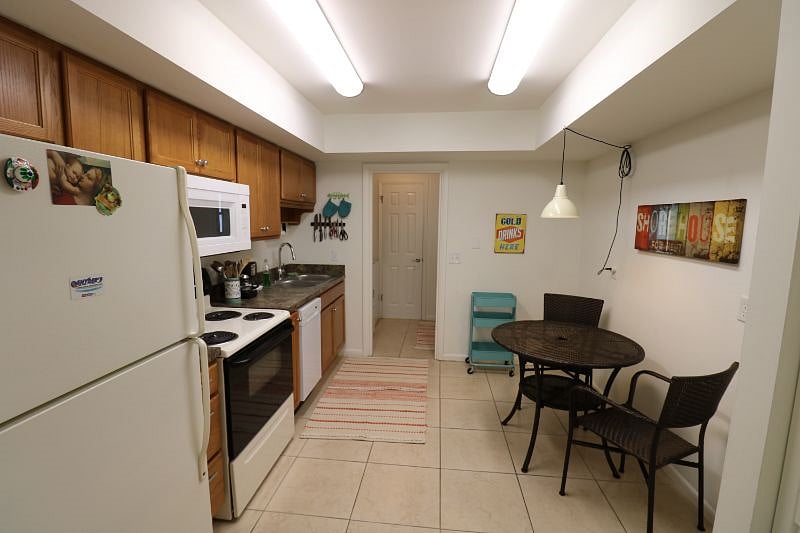 Furnished Finder property 296772_2 photo 8