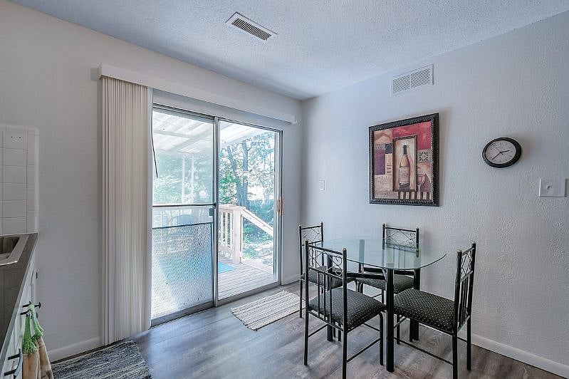 Furnished Finder property 296900_1 photo 9