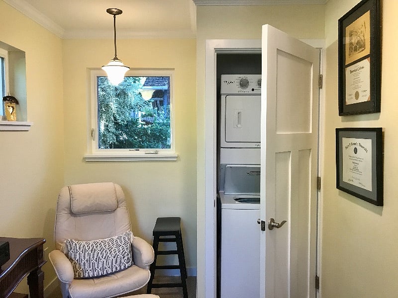full size washer and dryer.  also great sitting room.
