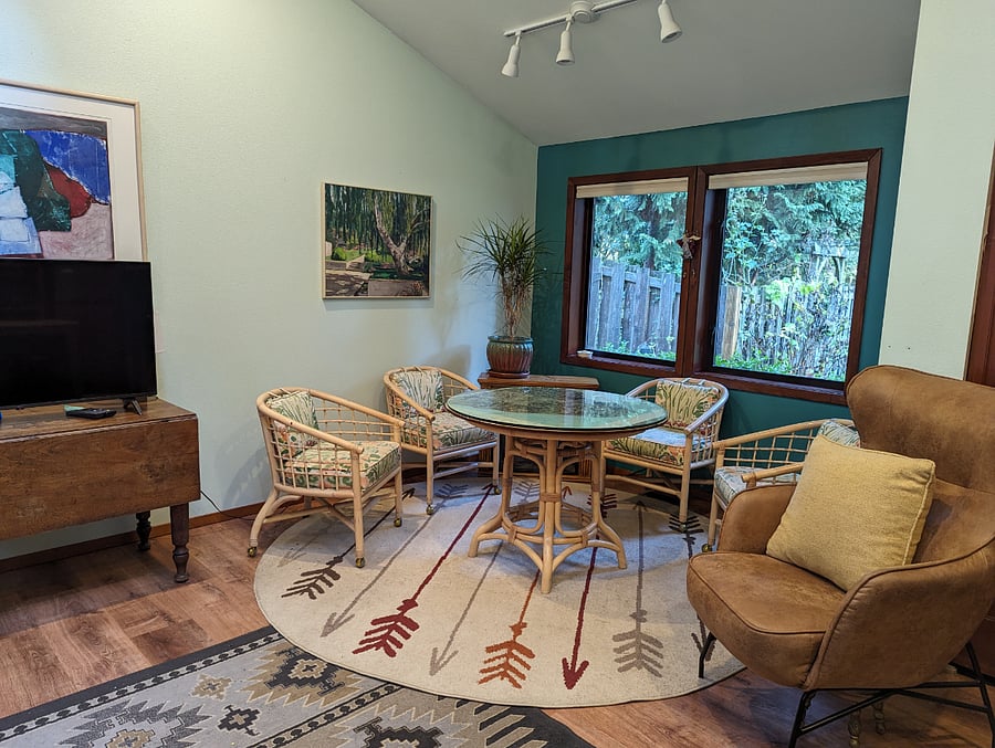 Nook with rolling table and chairs