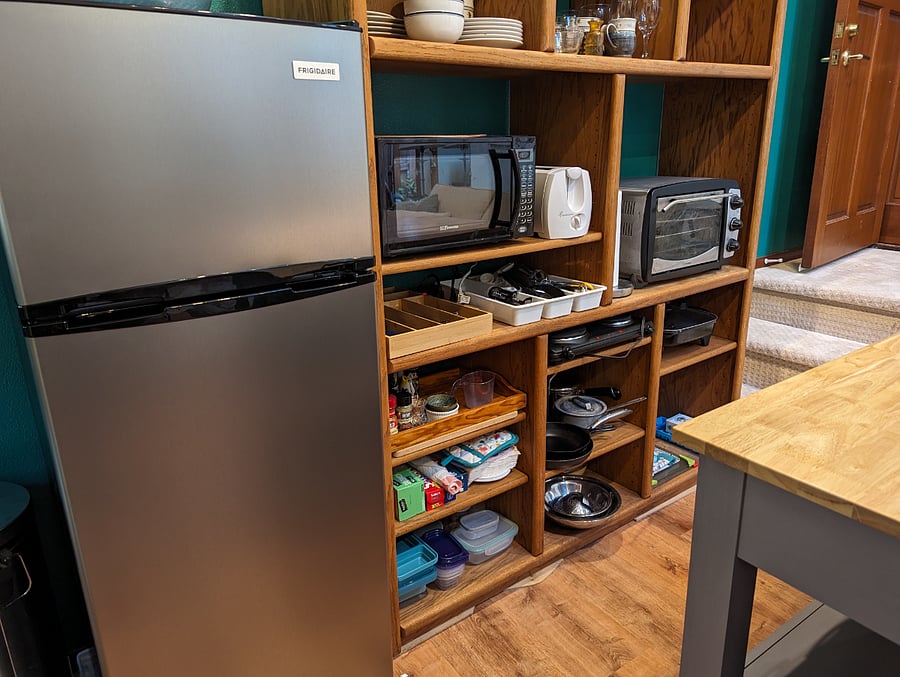 New midsize refrigerator/freezer