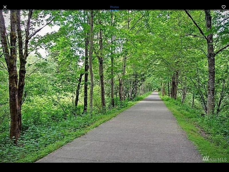 Pedestrian/ Bike trail to downtown Issaquah or Tiger Mountain trailhead. Trail is accessible from the rear of the apartment complex.