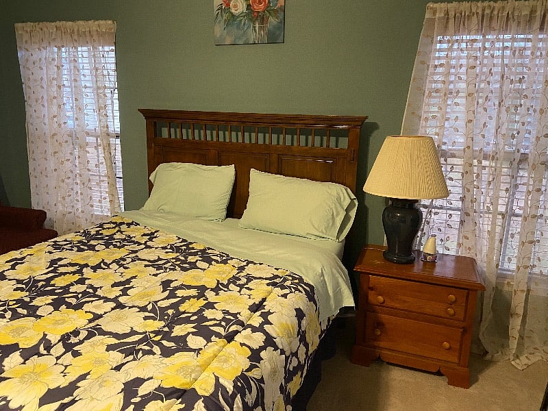 Bed room