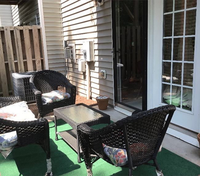 Private furnished patio