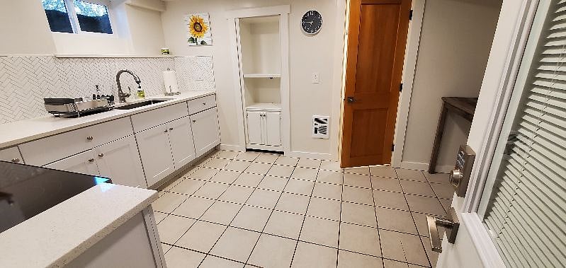 Furnished Finder property 297503_3 photo 13