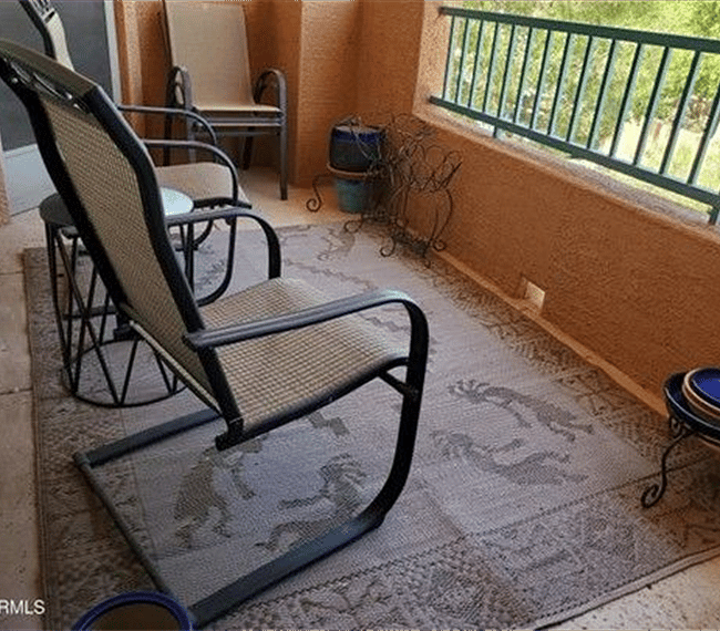 Porch with 2 entrances (dining room and master bedroom)