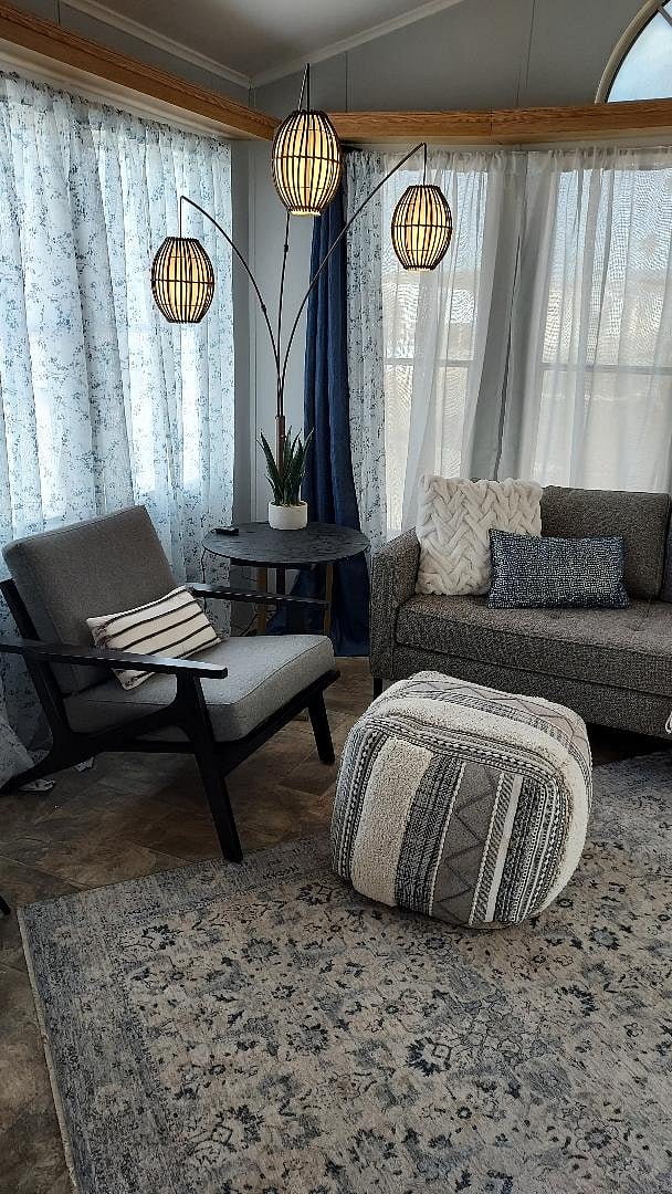 #1   THE URBAN LOFT DELUXE..
