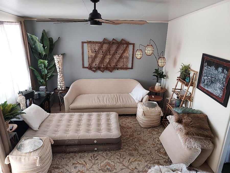 how this room transforms into a second bedroom...both beds very comfortable