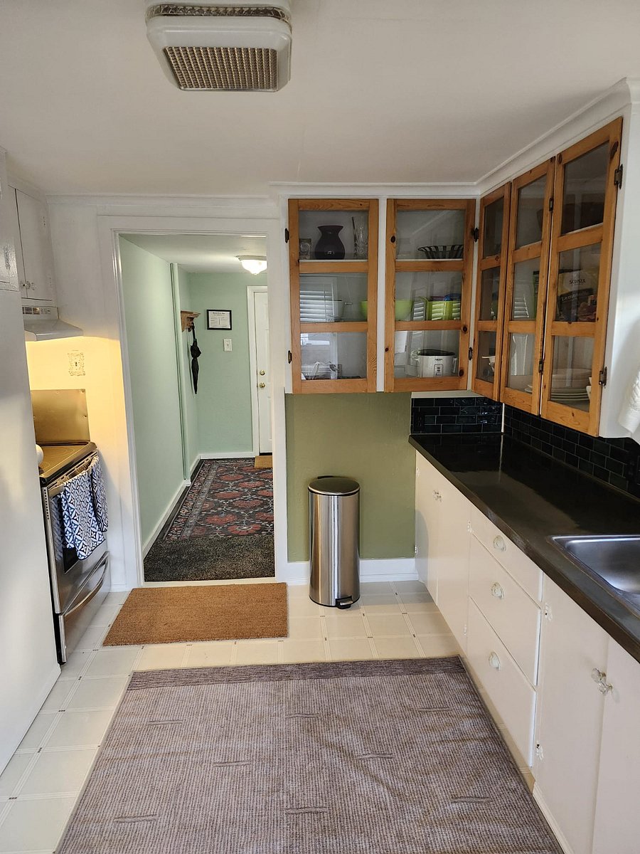 Furnished Finder property 297720_1 photo 11