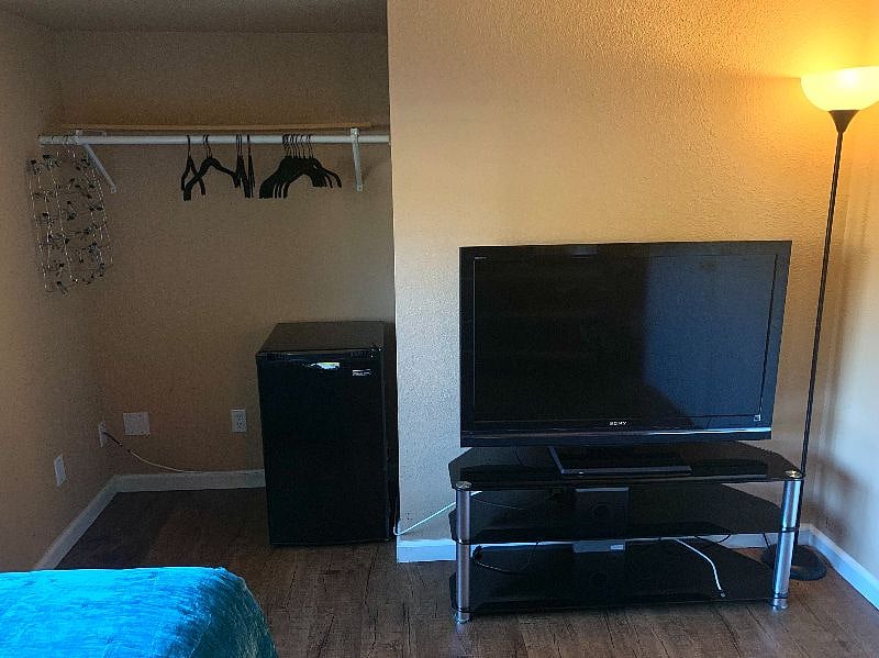 Furnished Finder property 297736_1 photo 3
