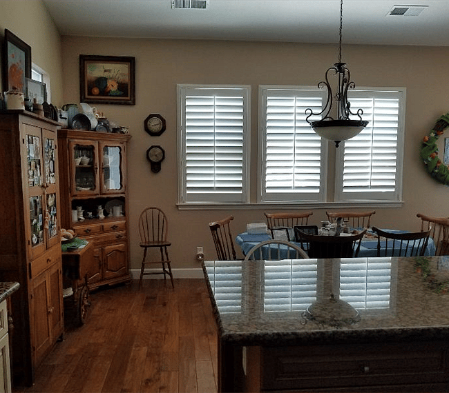 Kitchen and dining area