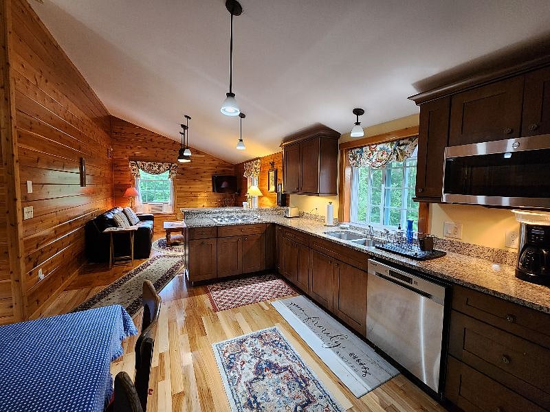 Fully equipped kitchen