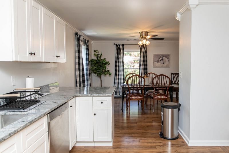 Furnished Finder property 297836_1 photo 4
