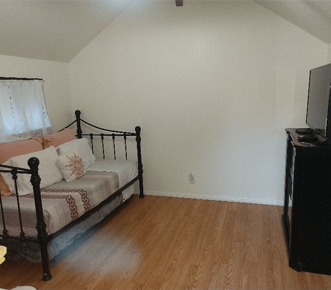 Furnished Finder property 297989_1 photo 7