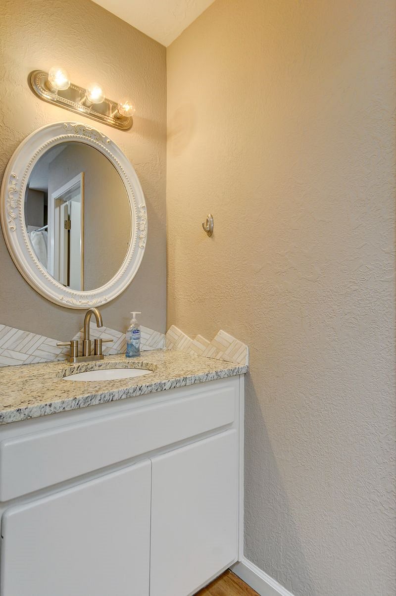 Furnished Finder property 297995_1 photo 12