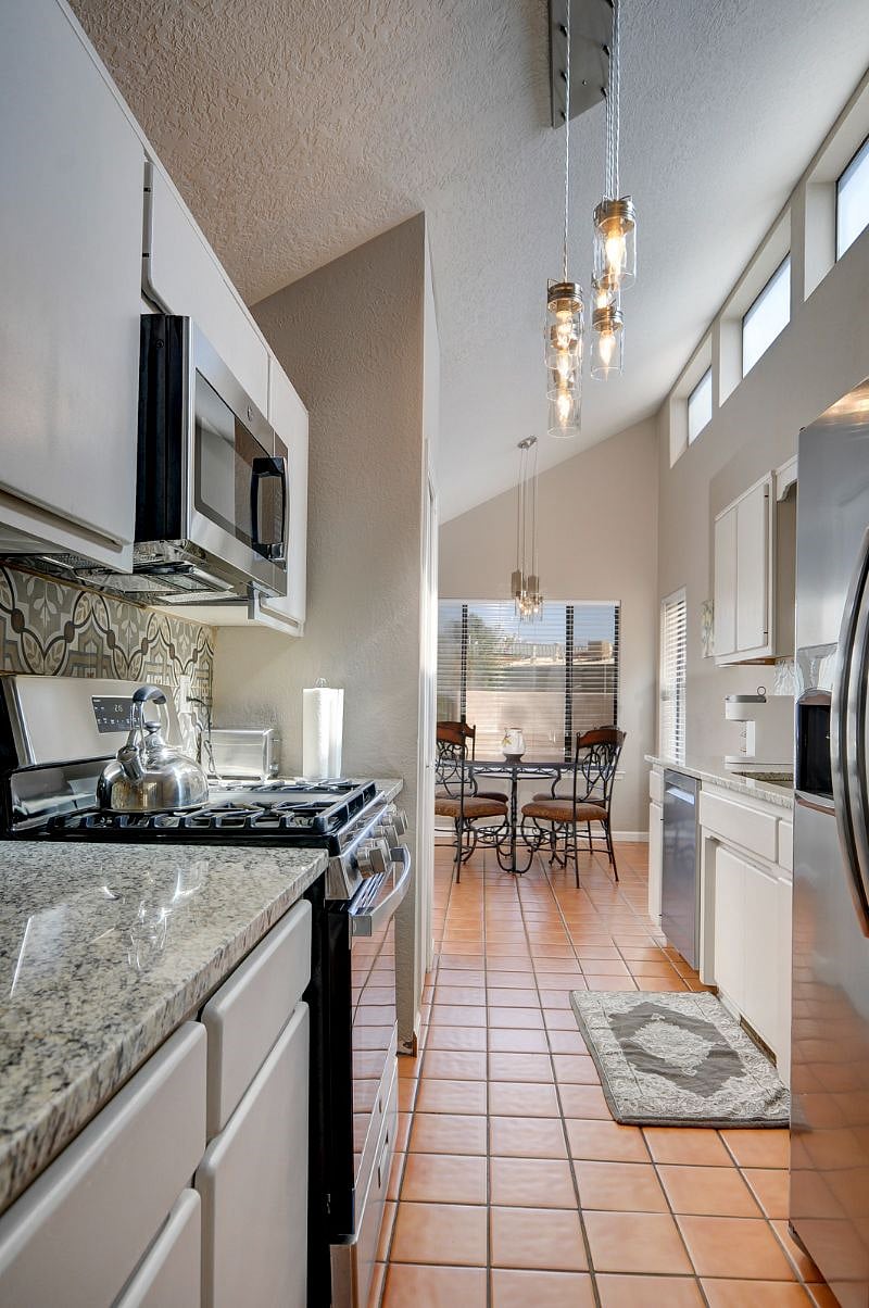 Furnished Finder property 297995_1 photo 5