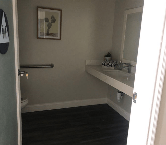 Hallway Full Bath with Shower