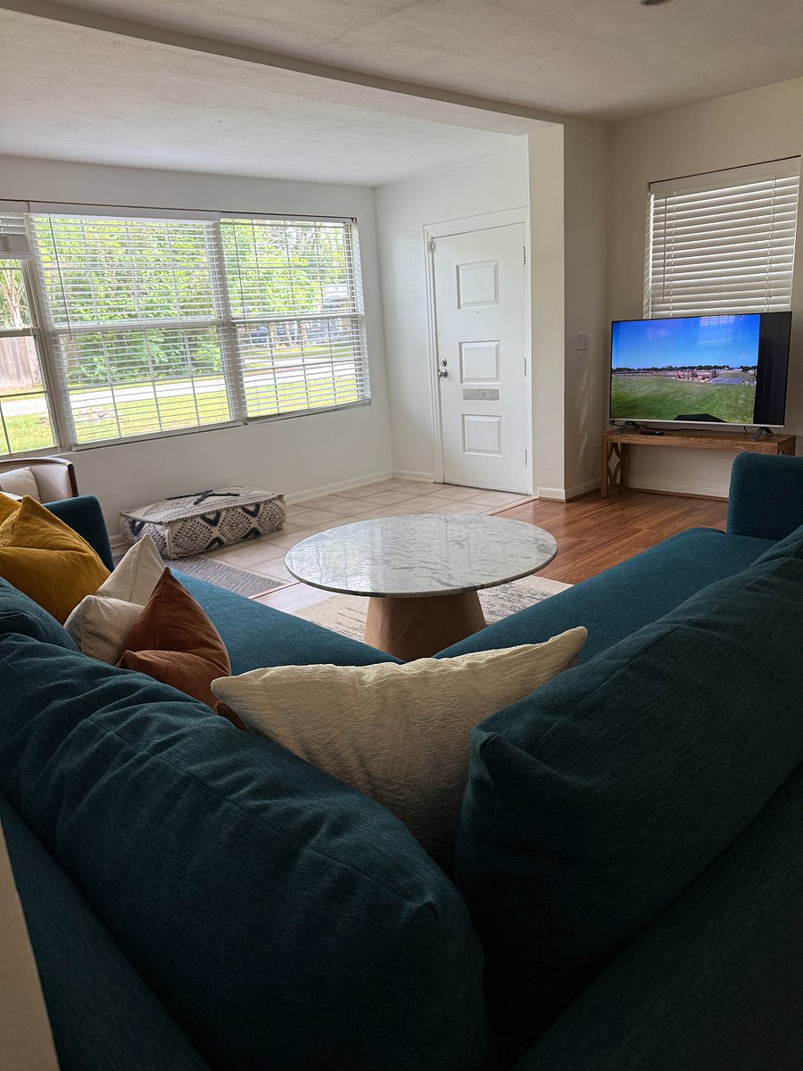 Furnished Finder property 298074_2 photo 8