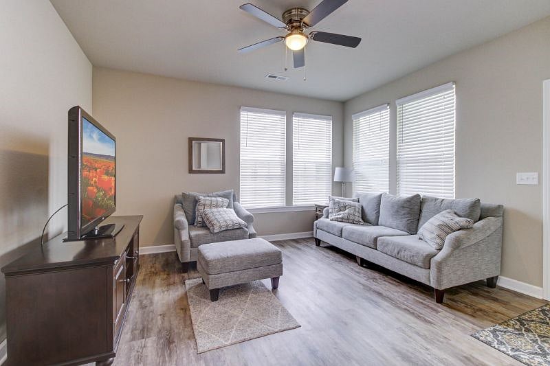 Furnished Finder property 298276_1 photo 10