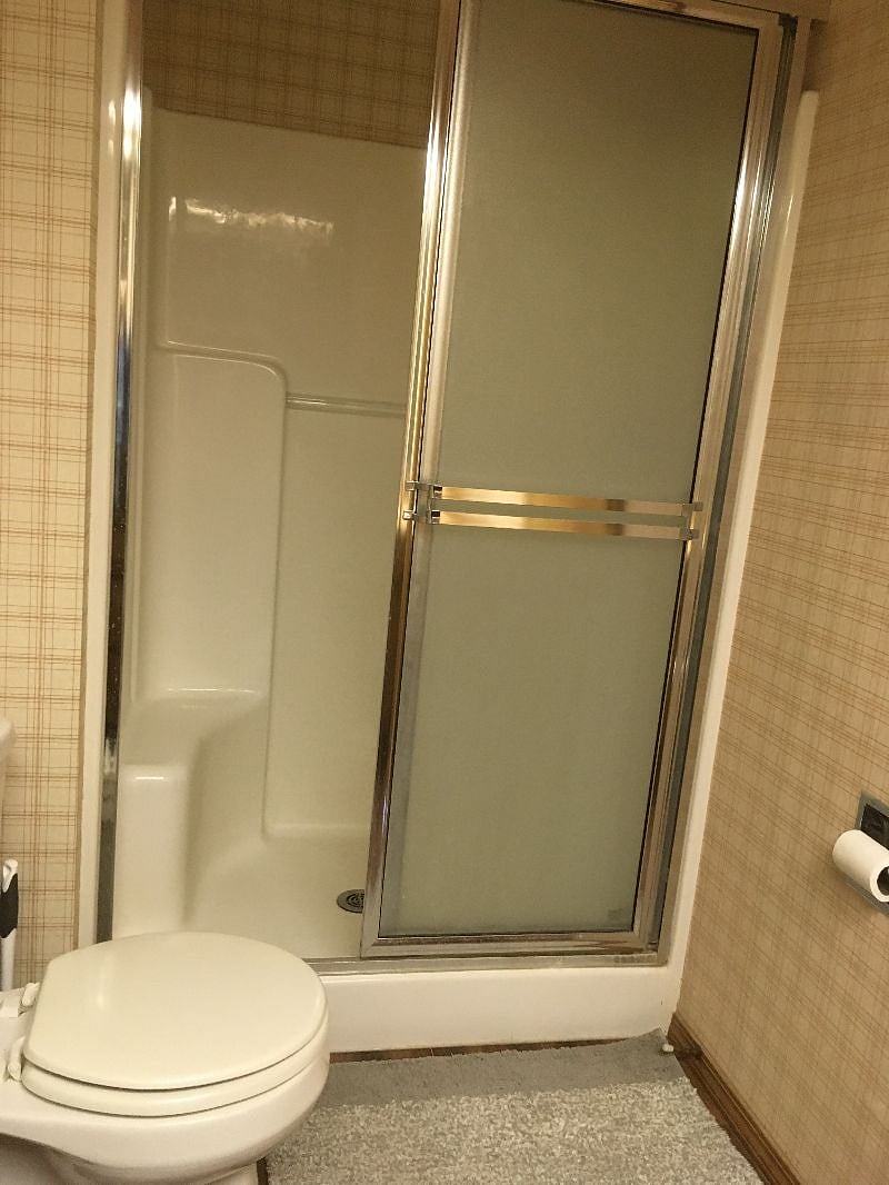Bathroom shower