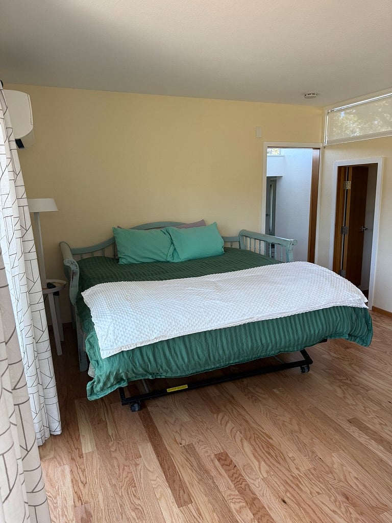 Furnished Finder property 298450_1 photo 12
