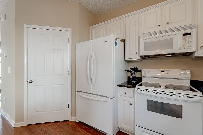 Furnished Finder property 298503_1 photo 7