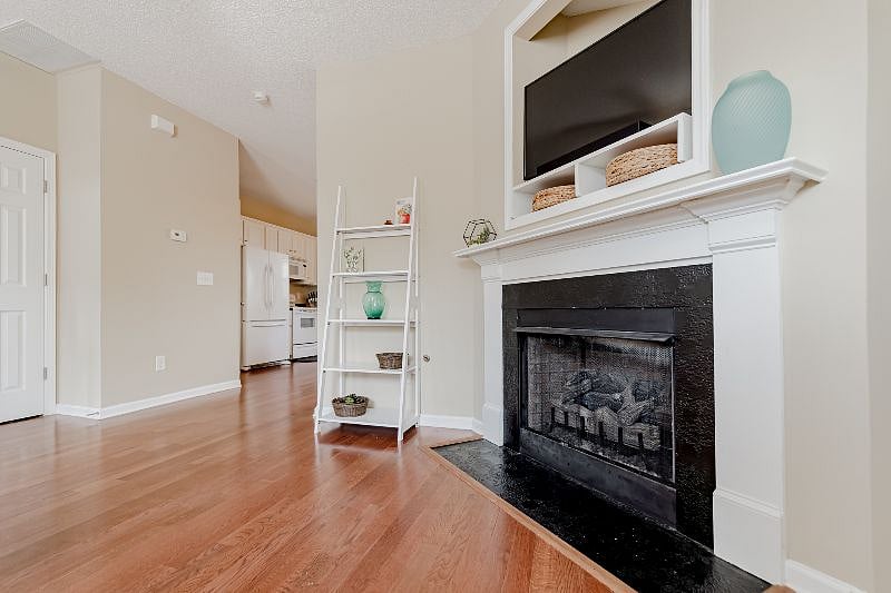 Furnished Finder property 298503_1 photo 3