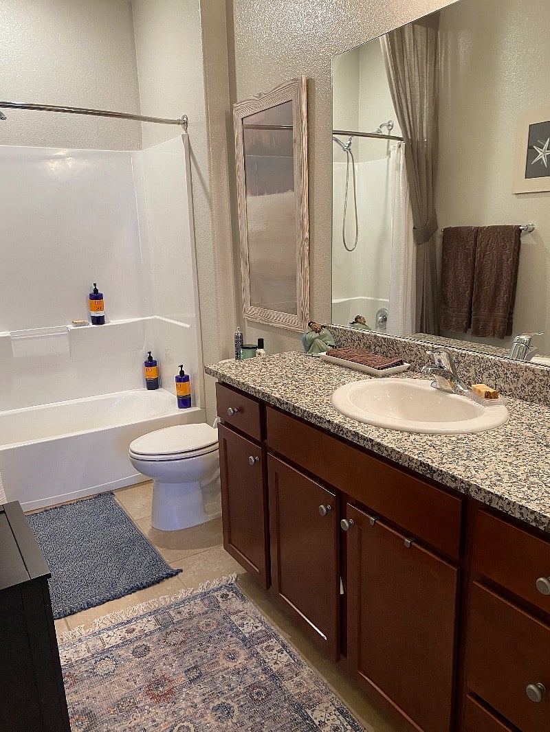 Yep! It is nice and big with your own tub!