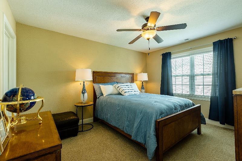 2 Bed Room -Queen