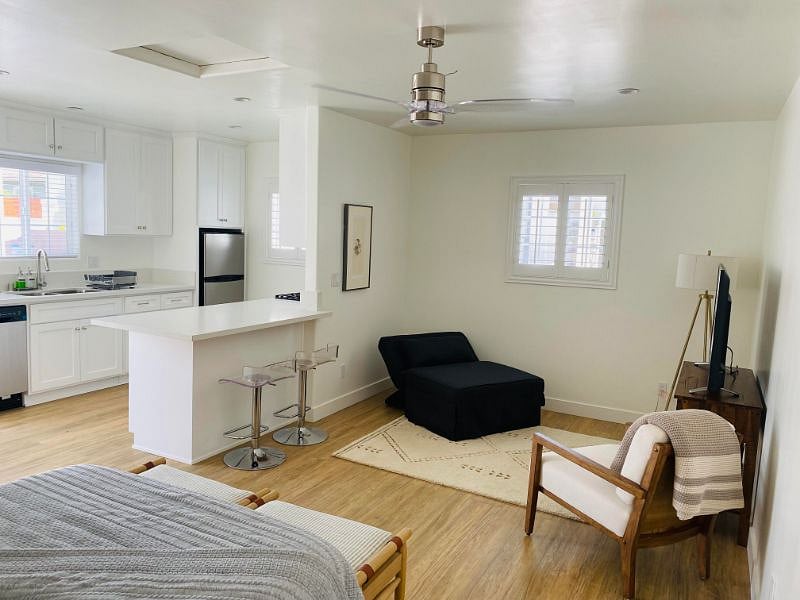 Furnished Finder property 298734_1 photo 3