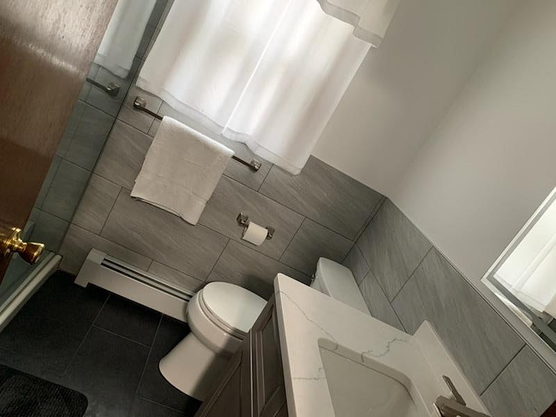 Full bathroom