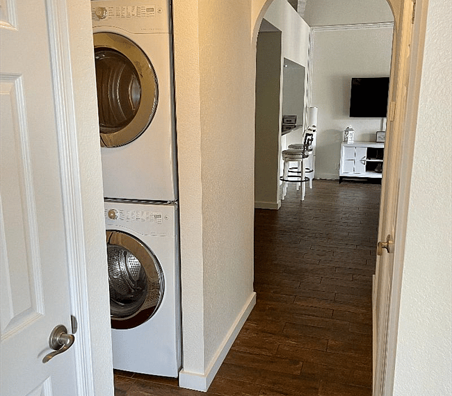Furnished Finder property 298831_1 photo 9