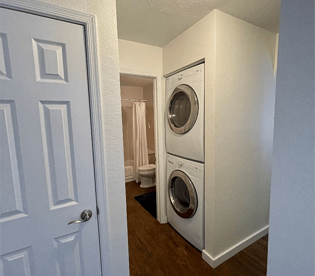 Furnished Finder property 298831_1 photo 10