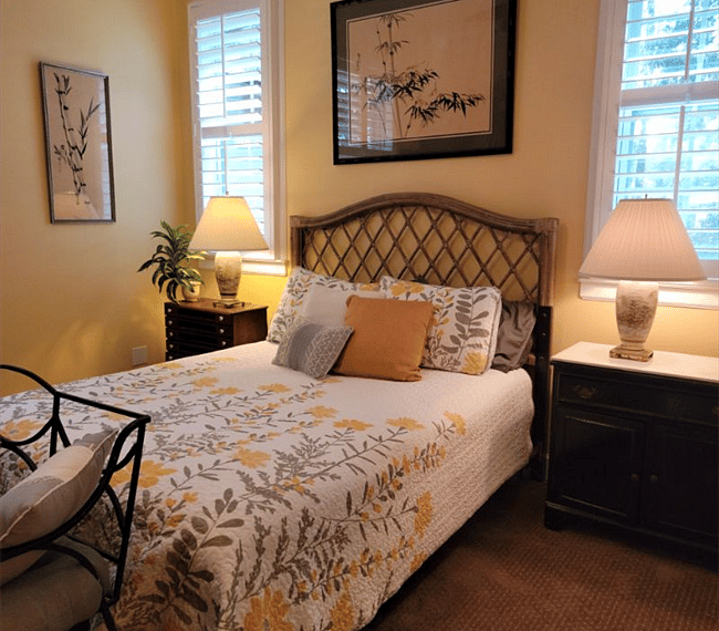 Bedroom with Very Comfortable Queen Sized Bed