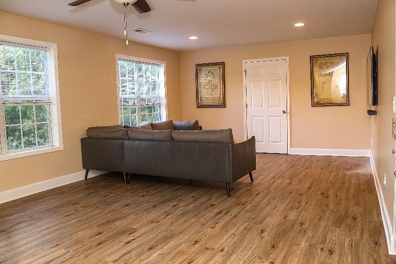 Furnished Finder property 298858_1 photo 13